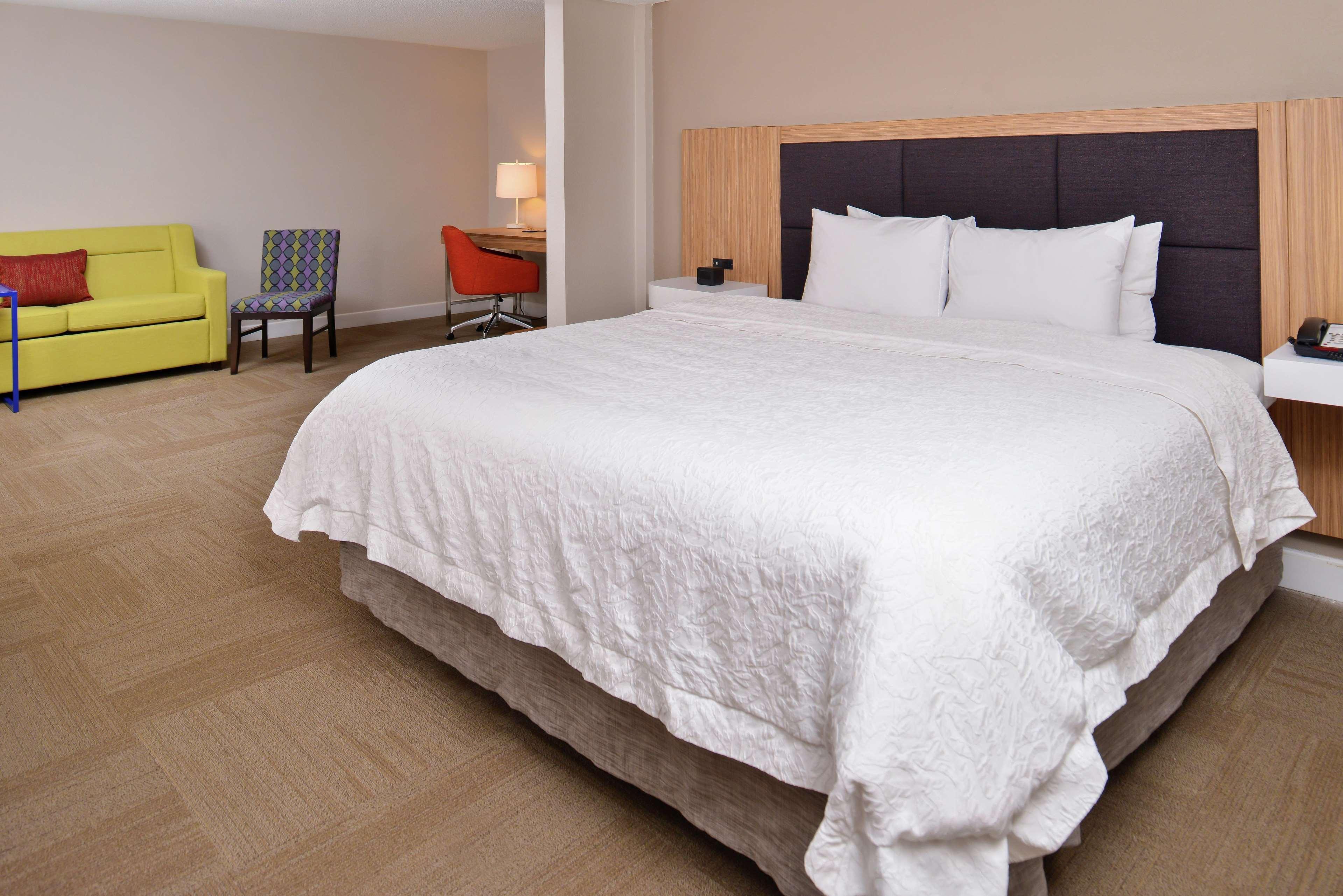 Hampton Inn Greensboro East / Mcleansville Bagian luar foto