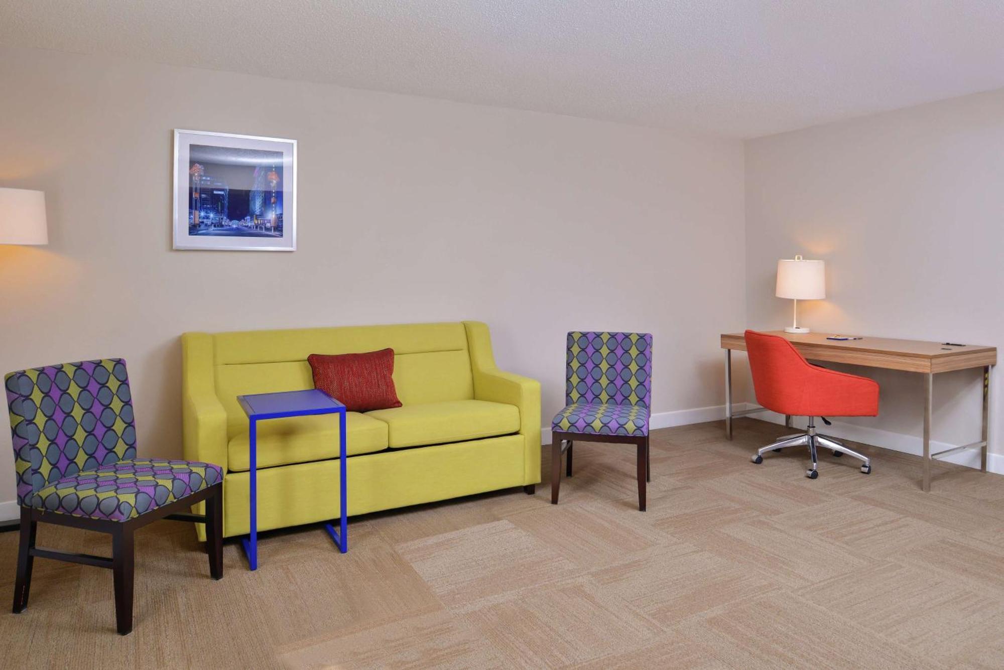 Hampton Inn Greensboro East / Mcleansville Bagian luar foto